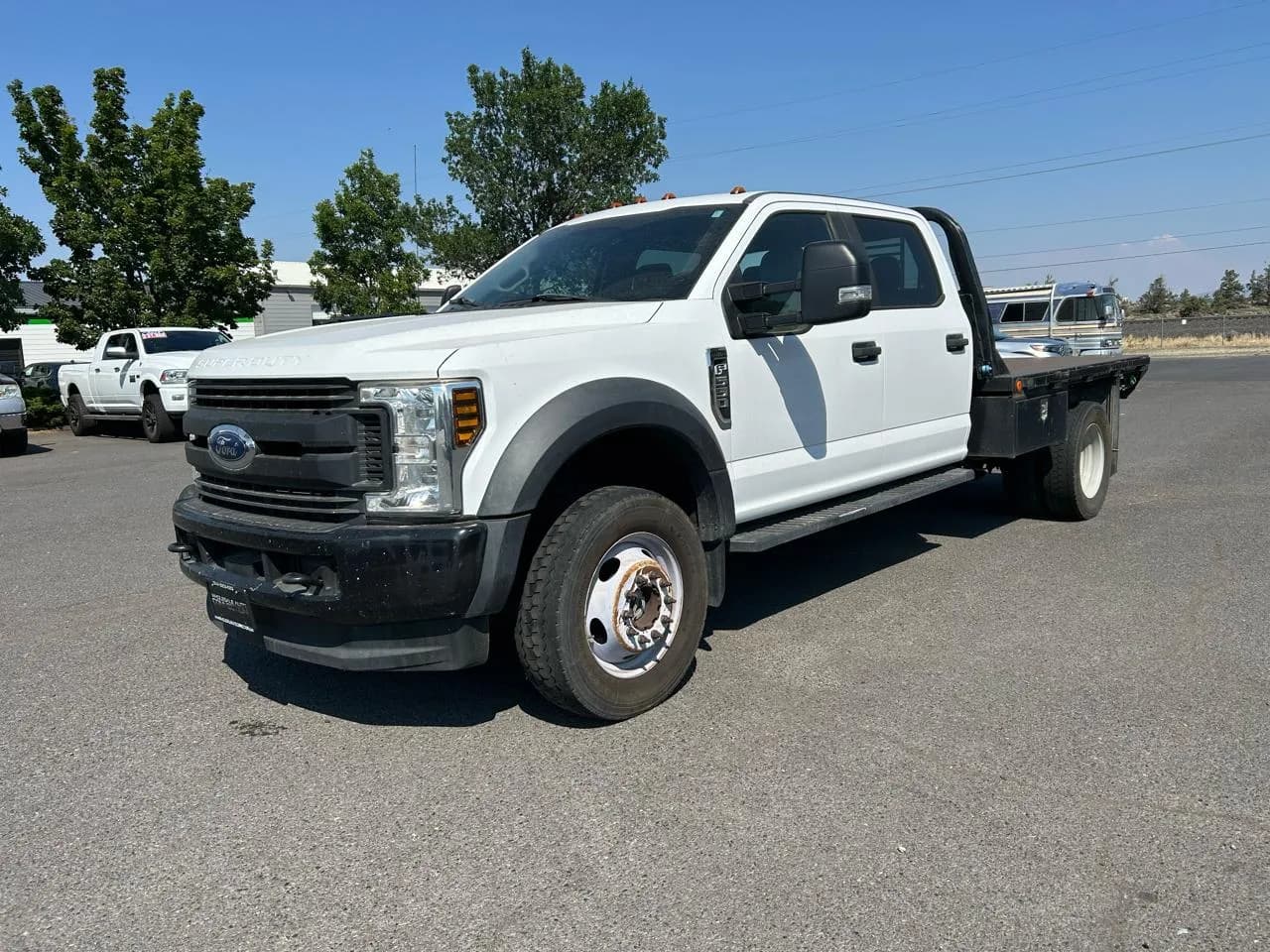 2018 Ford F-550 Crew Cab - Chassis