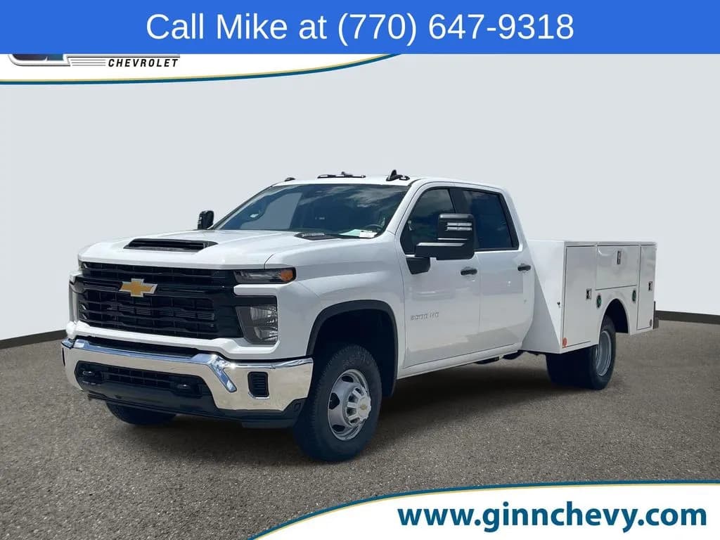 2026 Chevrolet Silverado 3500 Crew Cab - Chassis