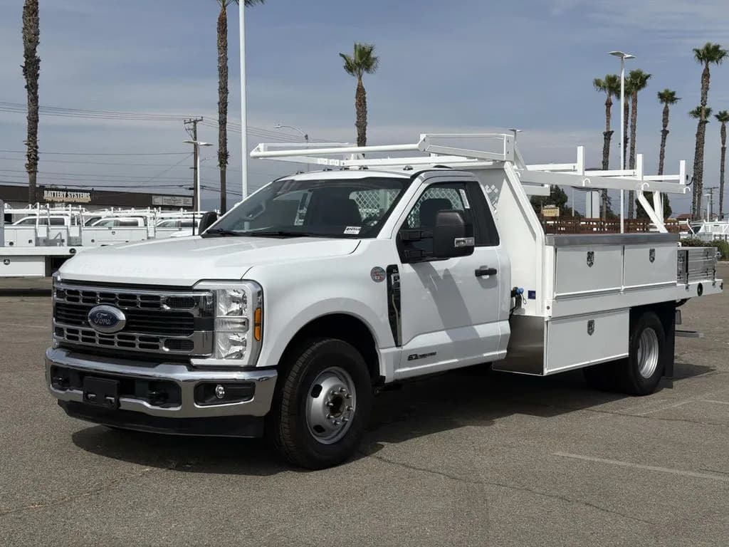 2026 Ford F-350 - Chassis