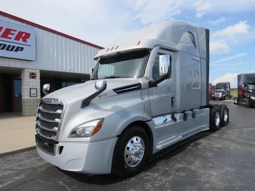 2024 Freightliner PT126SLP