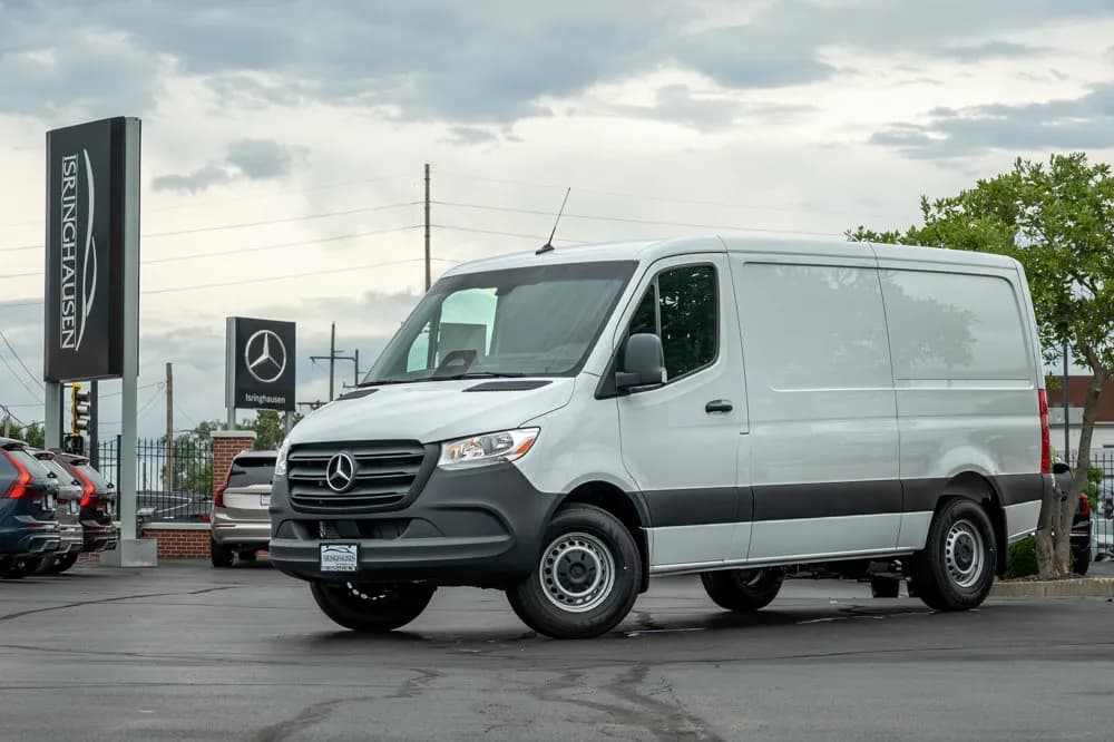 2026 Mercedes-Benz Sprinter Cargo Van 2500 Worker Full-size Cargo Van
