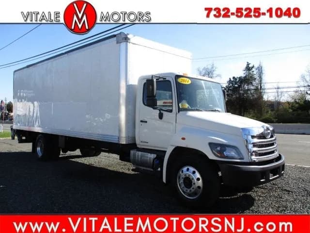 2014 Hino 338 - Box