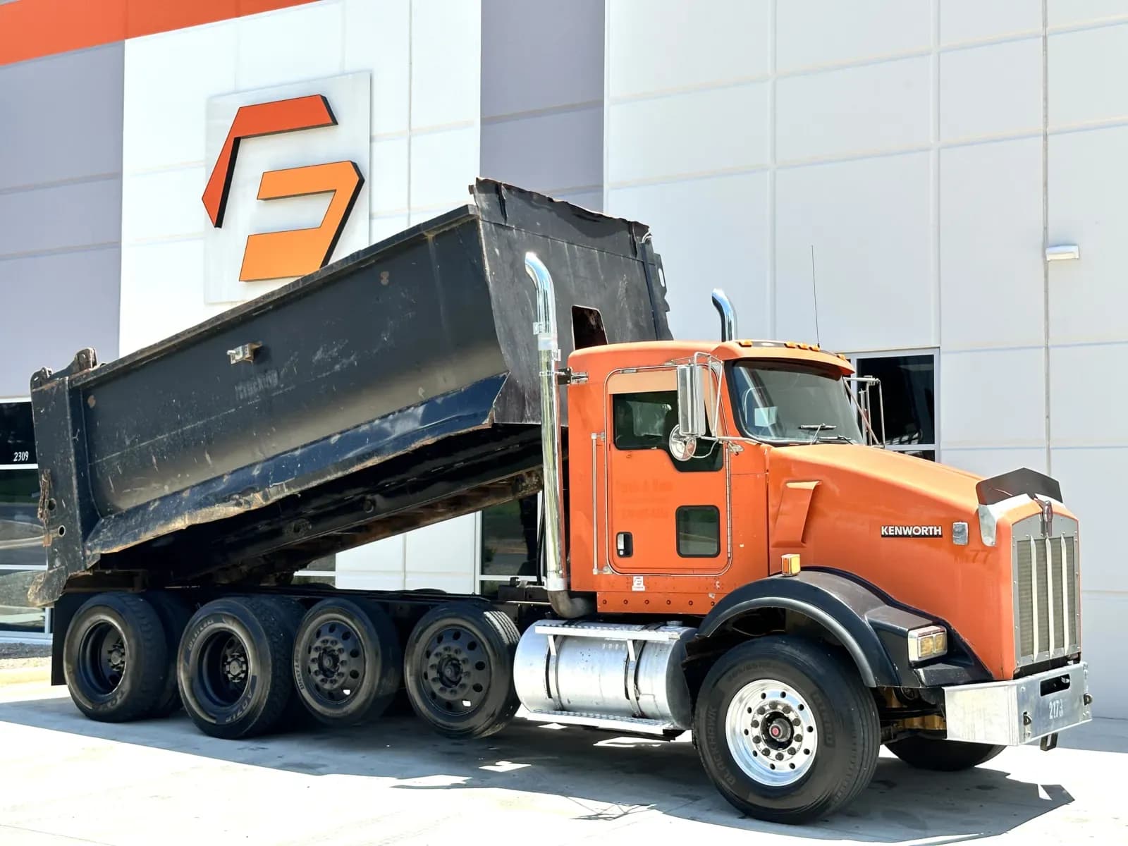 2005 Kenworth T800 - Dump
