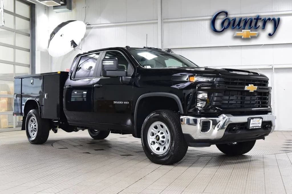 2026 Chevrolet Silverado 3500HD - Chassis
