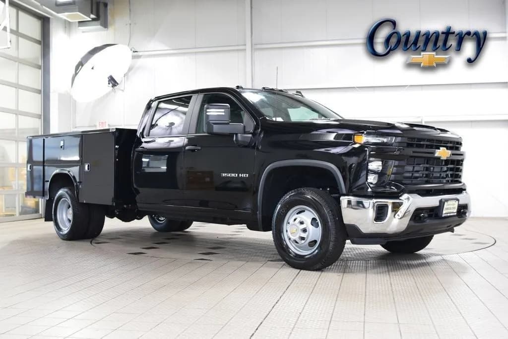 2026 Chevrolet Silverado 3500HD - Chassis