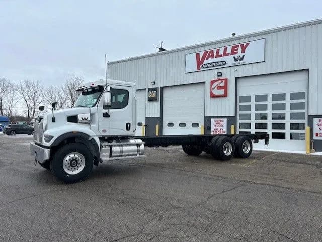 2025 Western Star 47X 2025 - Chassis