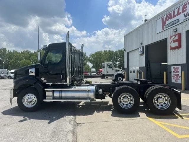 2027 Western Star 49X 2027