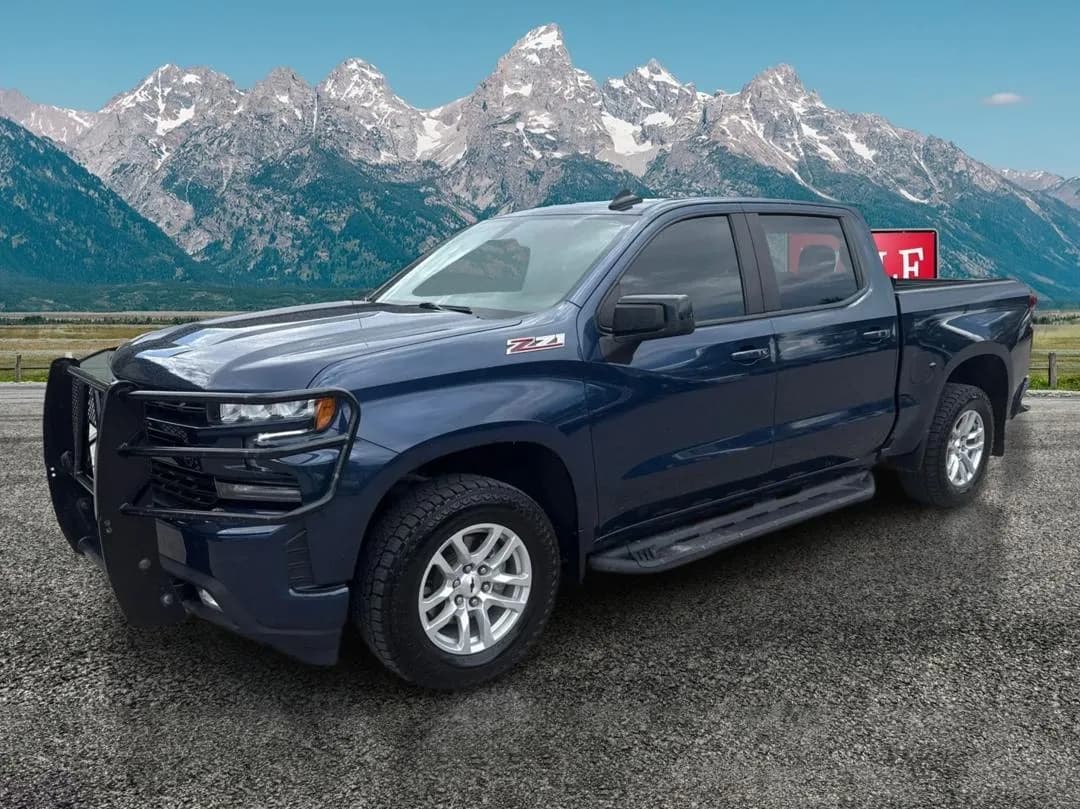 2022 Chevrolet Silverado 1500 LTD RST - Pickup
