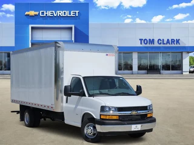 2026 Chevrolet Express 3500 - Box
