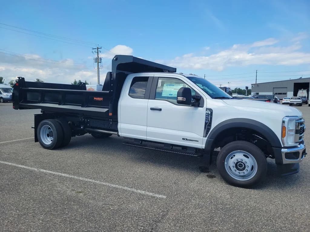 2026 Ford F-450 - Chassis