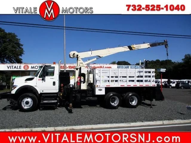 2008 International WorkStar 7600 - Crane