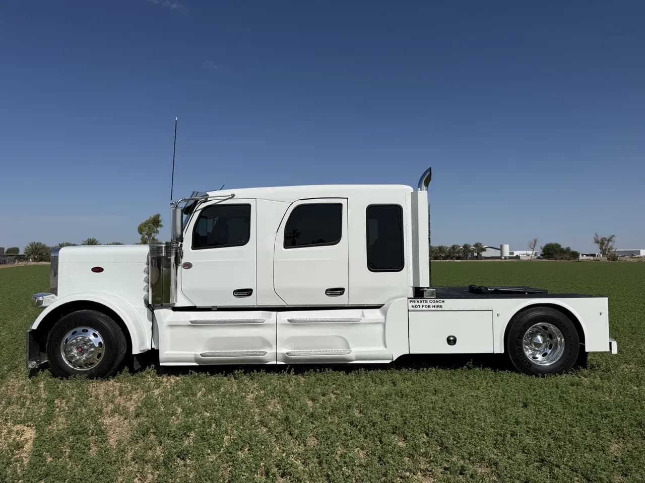 2025 Peterbilt Schwalbe Stretch X15