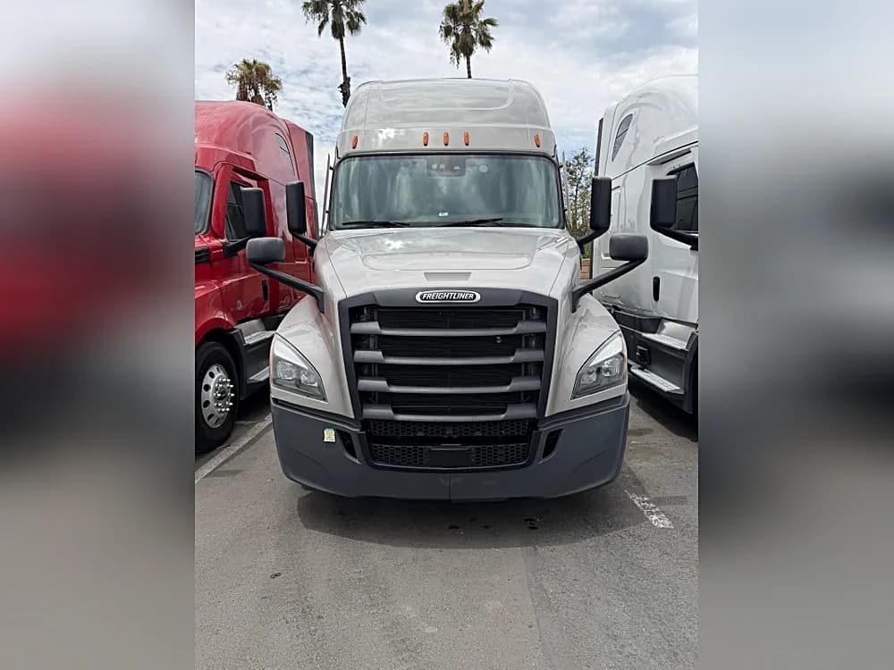 2024 Freightliner Cascadia