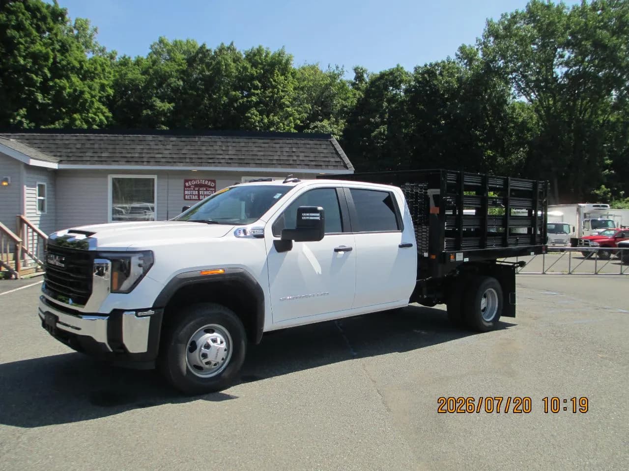2025 GMC Sierra 3500HD CC - Chassis