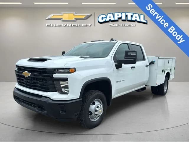 2026 Chevrolet Silverado 3500 Crew Cab - Chassis
