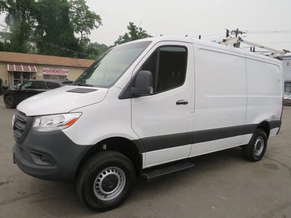 2025 Mercedes-Benz Sprinter Cargo Van 2500 Standard Roof I4 Diesel HO 144&quot - Vans