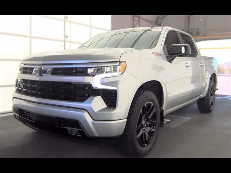 2022 Chevrolet Silverado 1500 RST - Pickup