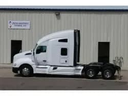 2015 Kenworth T680 - Sleeper
