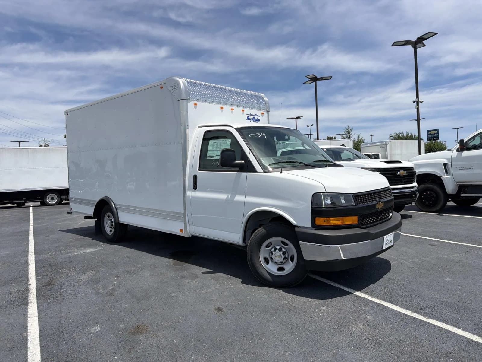 2026 Chevrolet Express 3500 - Box