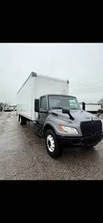 2023 International MV607 26' - Box