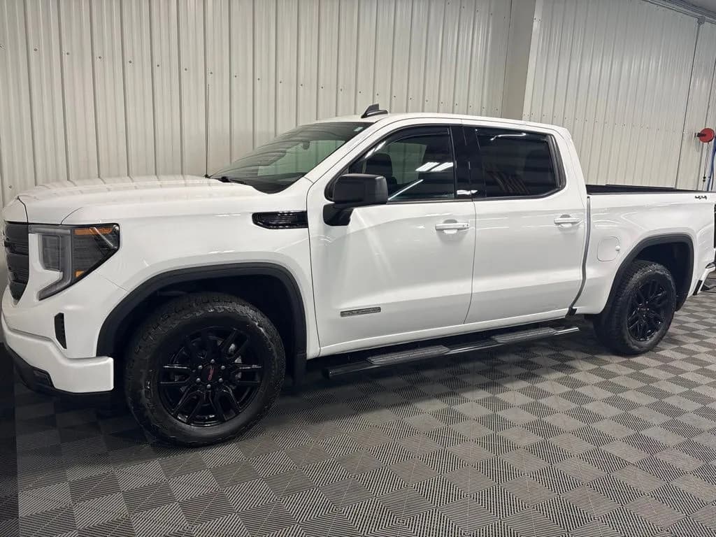 2024 GMC Sierra 1500 Crew Cab - Pickup