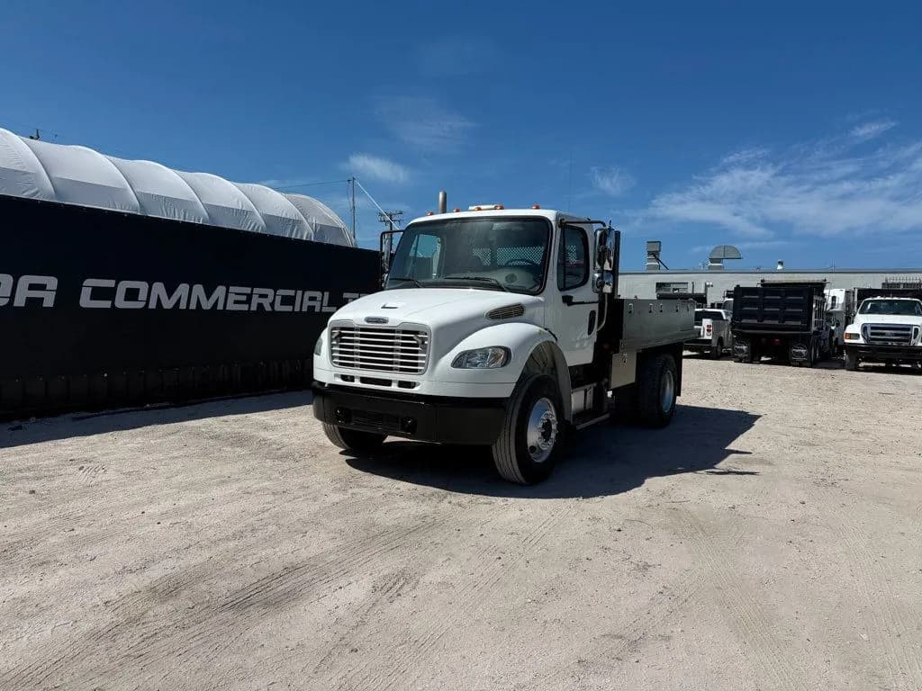 2013 Freightliner M2 - Flatbed