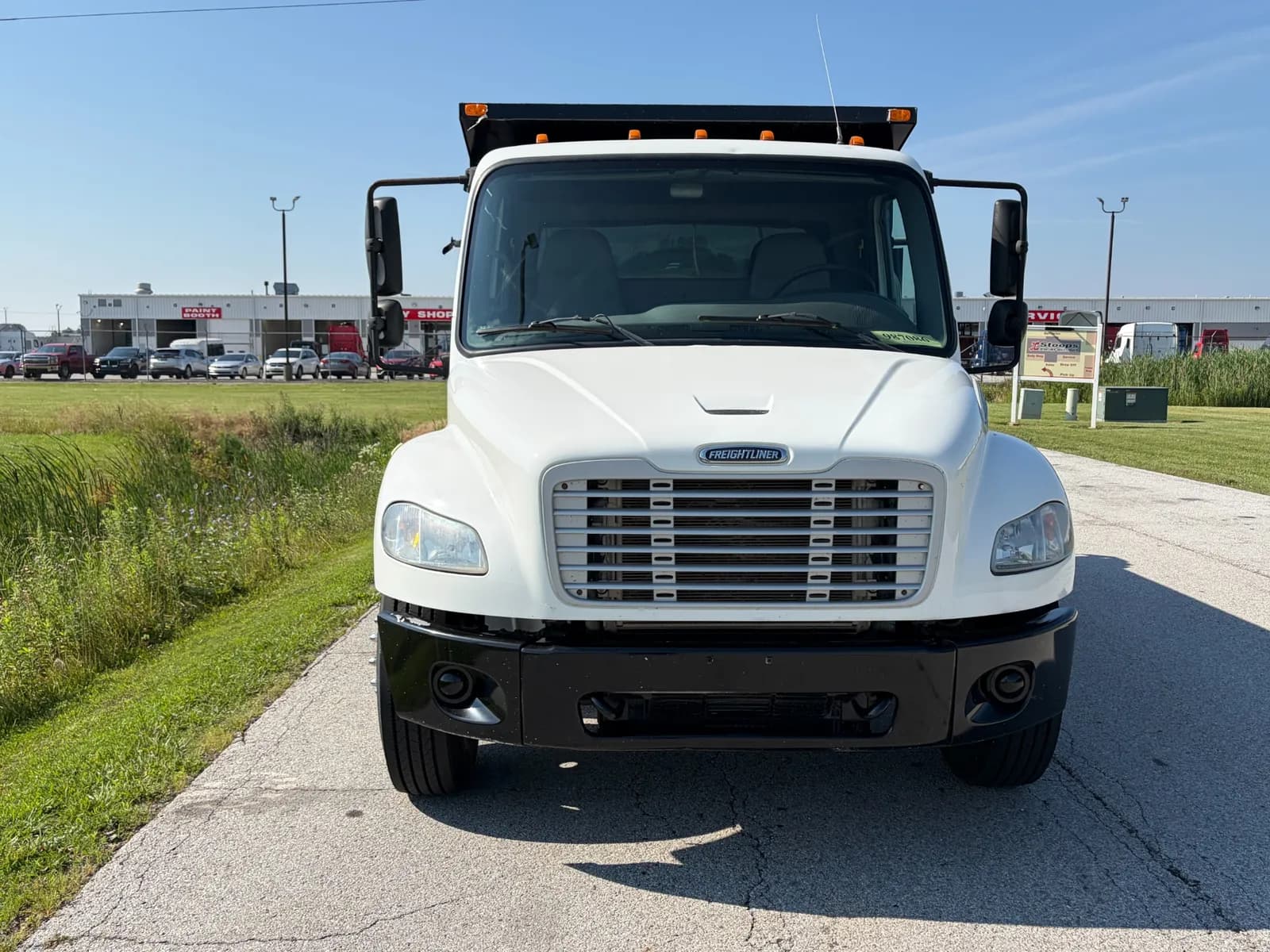 2017 FREIGHTLINER M2