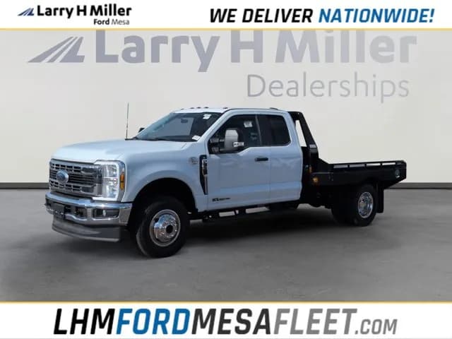2025 Ford F-350 - Flatbed