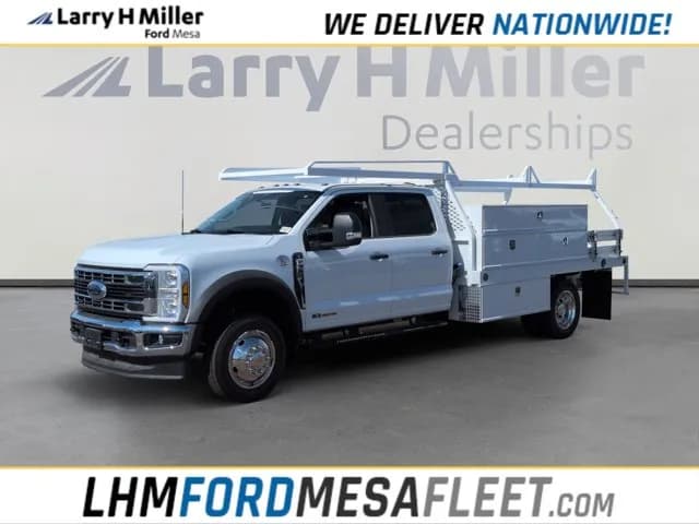 2026 Ford F-550 Crew Cab - Service