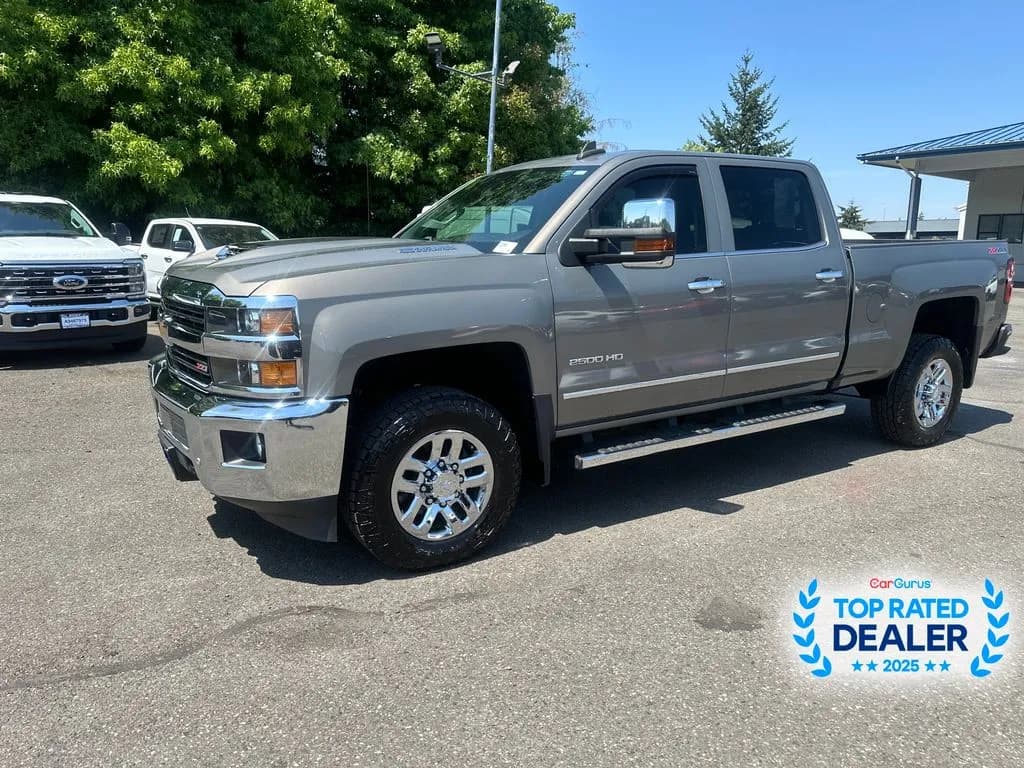 2017 Chevrolet Silverado 2500 Crew Cab - Pickup
