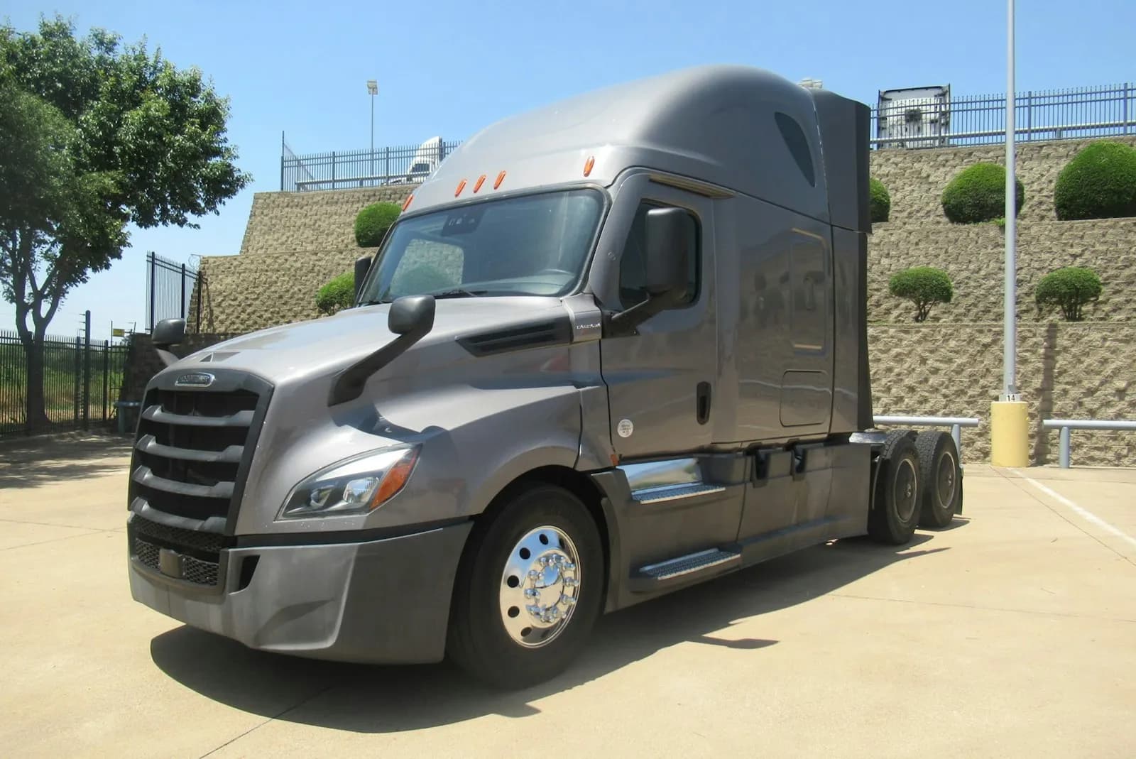 2022 Freightliner PT126SLP - Sleeper