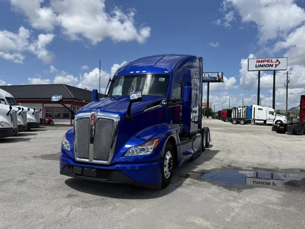 2023 Kenworth T680 U-13146 - Sleeper