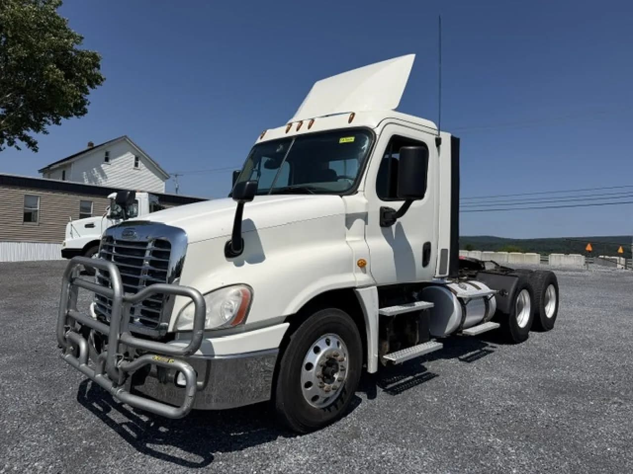 2017 Freightliner Cascadia - Day Cab