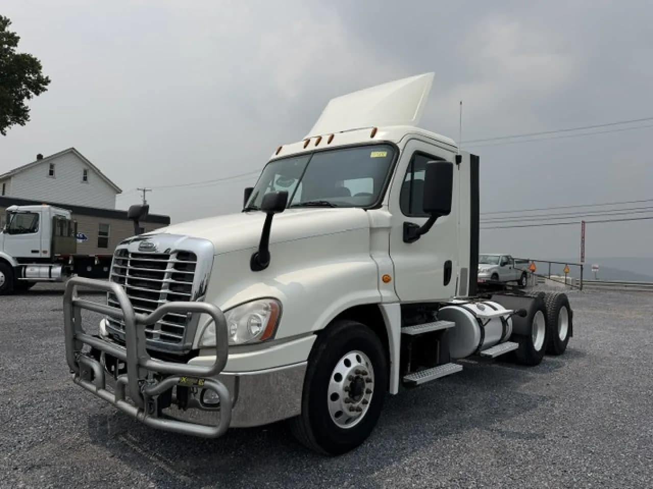 2017 Freightliner Cascadia - Day Cab