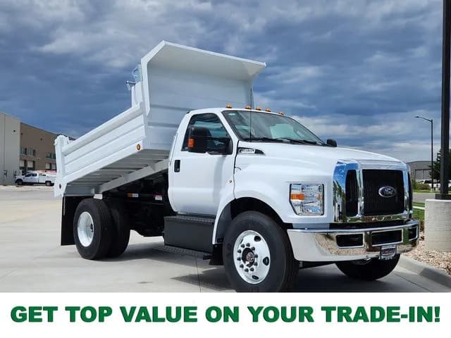 2027 Ford F-650 - Dump