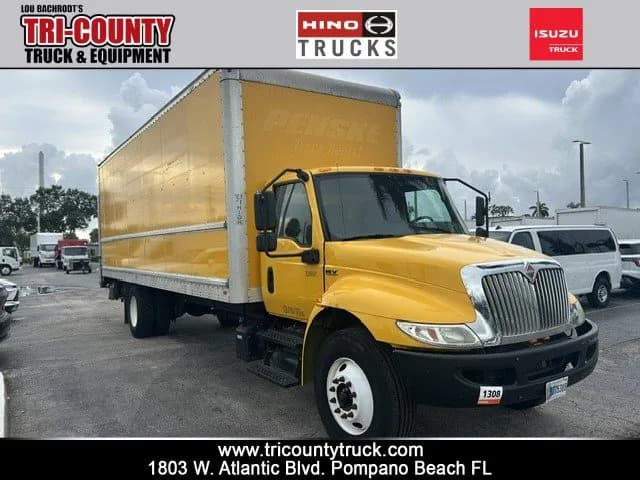 2020 International MV Day Cab - Box