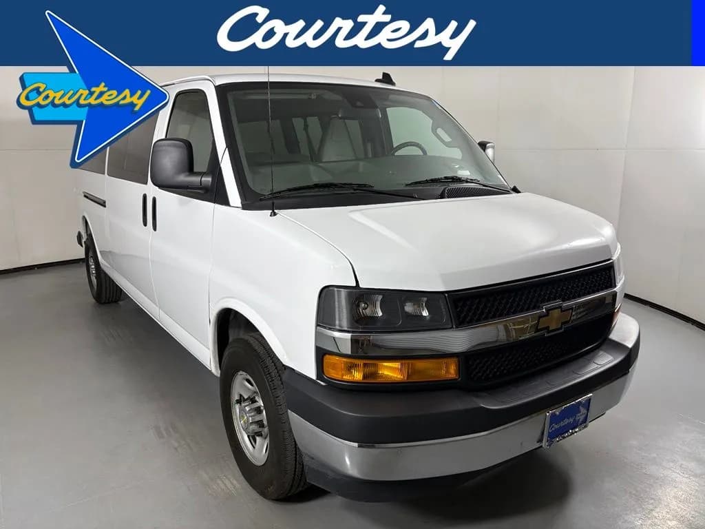 2024 Chevrolet Express 3500 - Vans