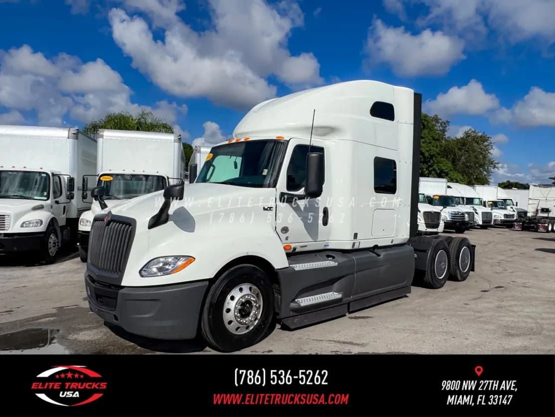 2022 International LT625 - Sleeper