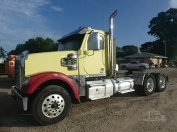 2019 CASCADIA 125 - Day Cab