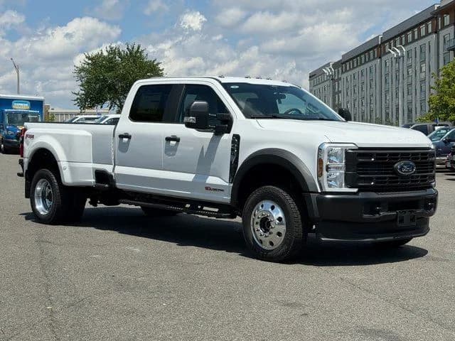 2026 Ford F-450 Crew Cab - Pickup
