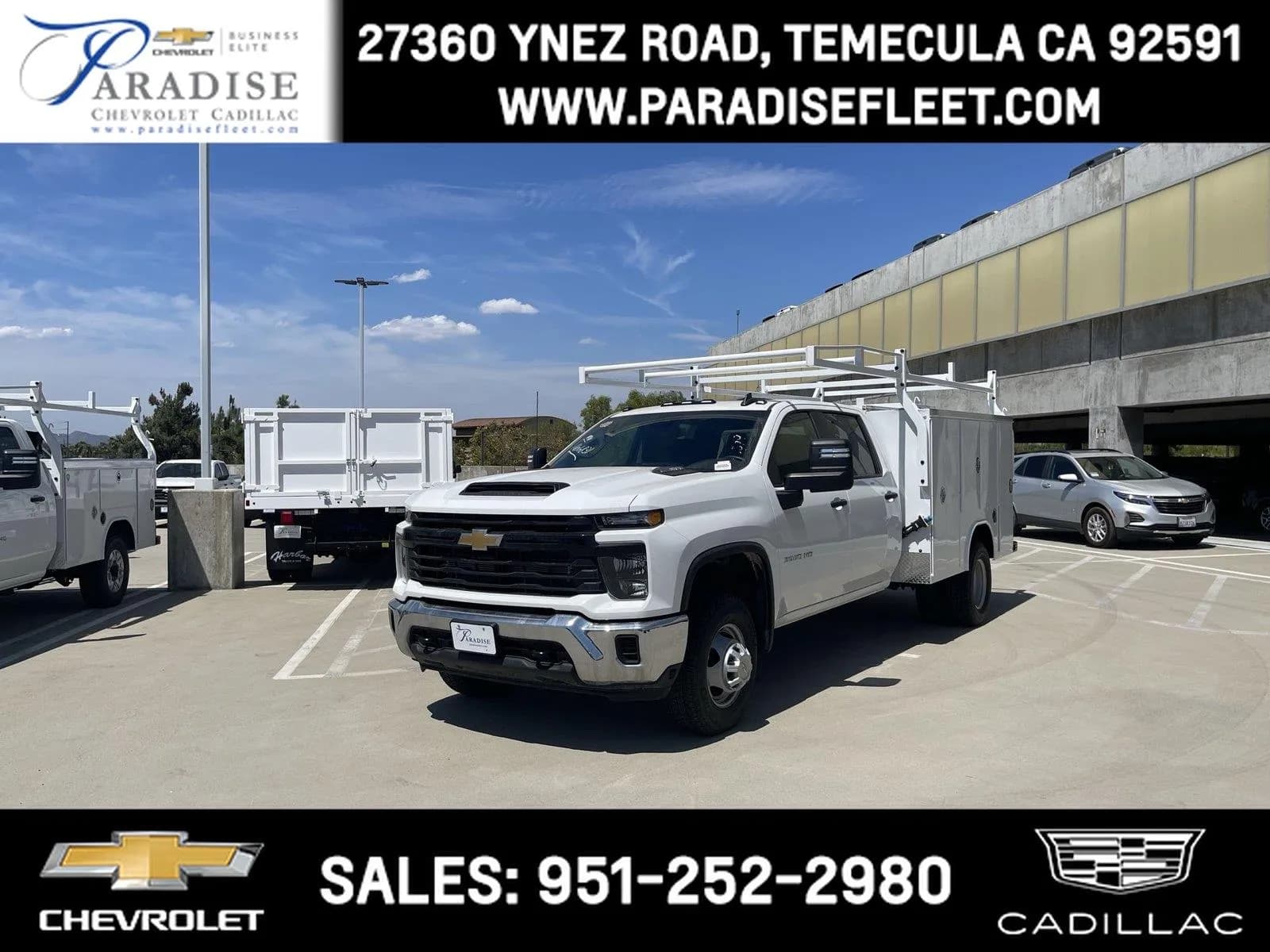 2025 Chevrolet Silverado 3500 Crew Cab - Chassis
