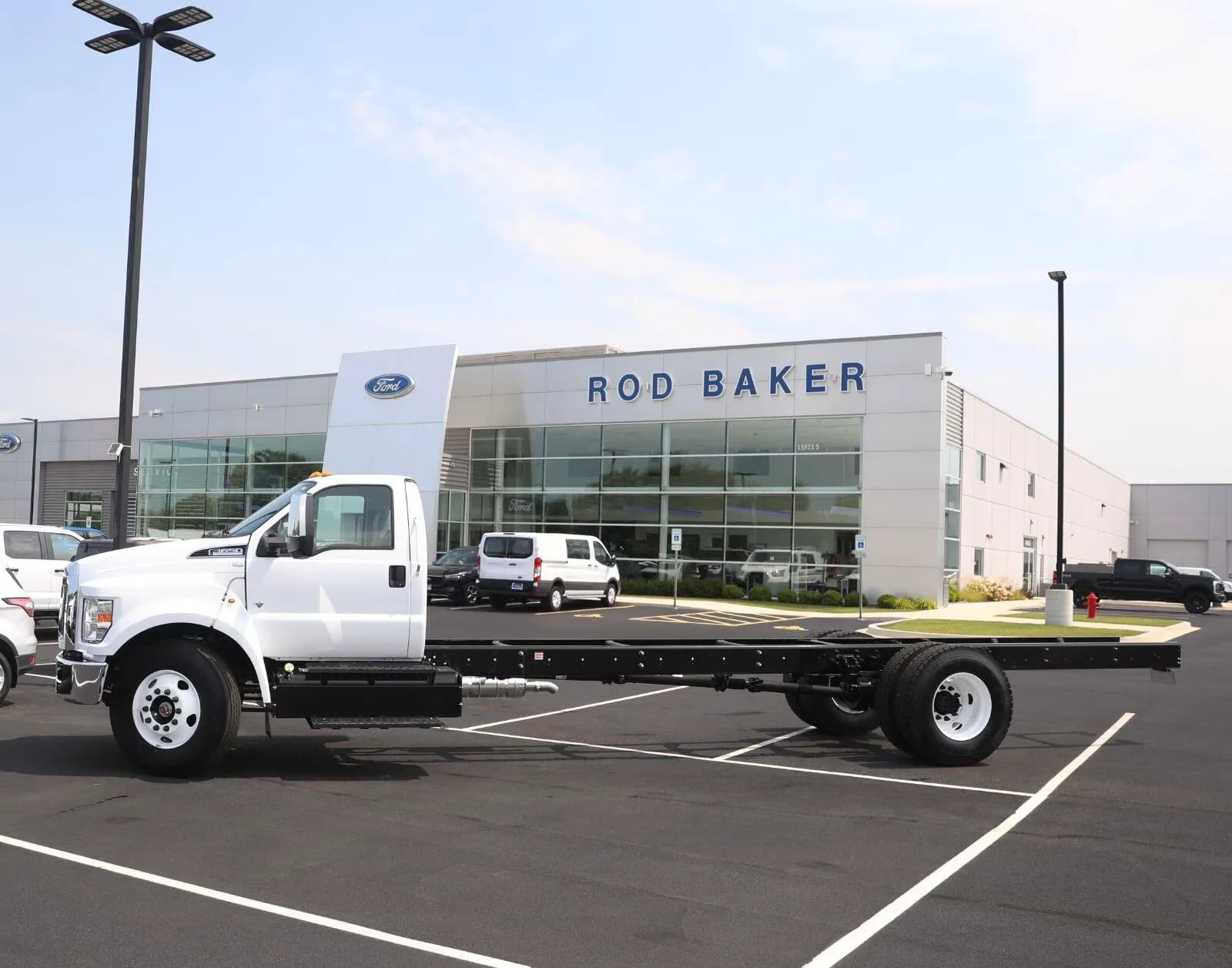 2027 Ford F-650 Straight Frame Gas - Stake