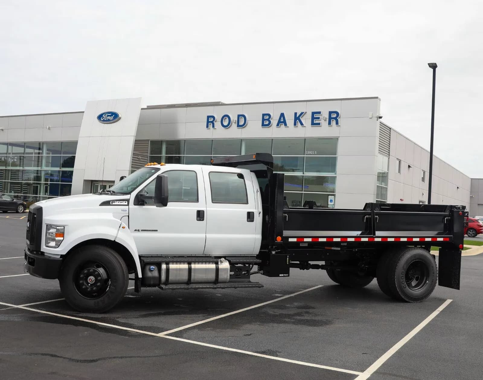 2027 Ford F-650 Straight Frame - Chassis