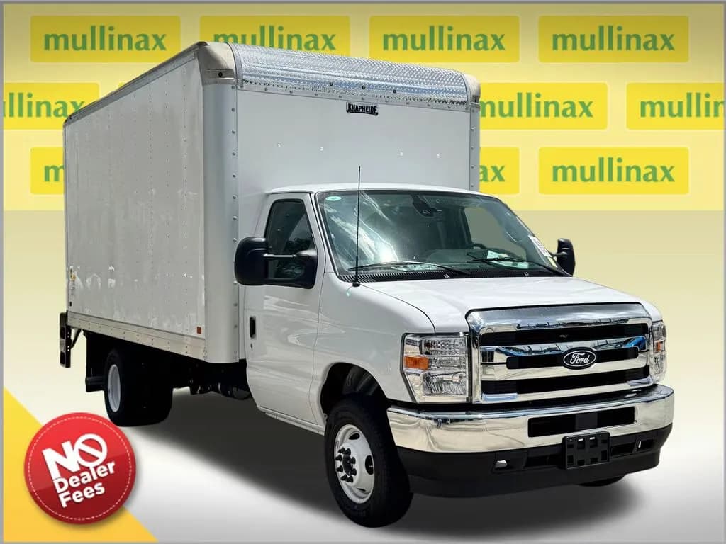 2027 Ford E-450SD