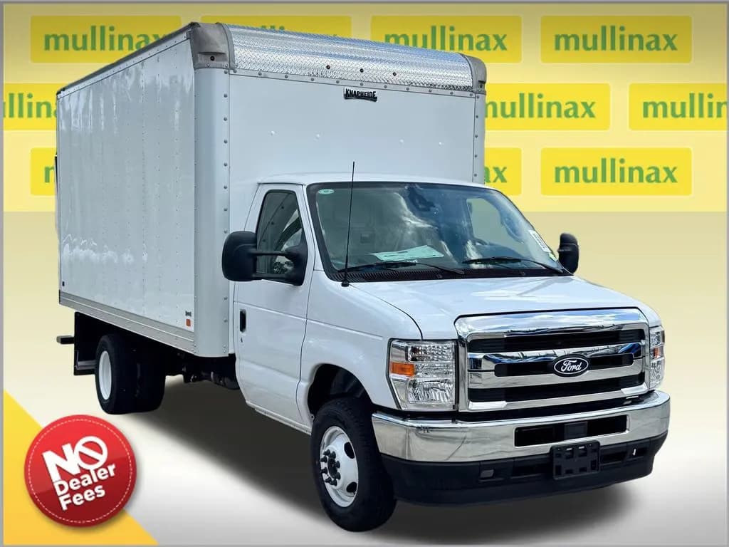2027 Ford E-450SD