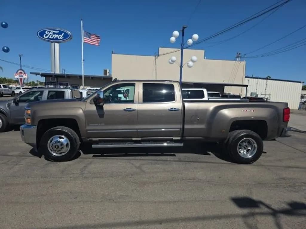 2015 Chevrolet Silverado 3500HD - Pickup