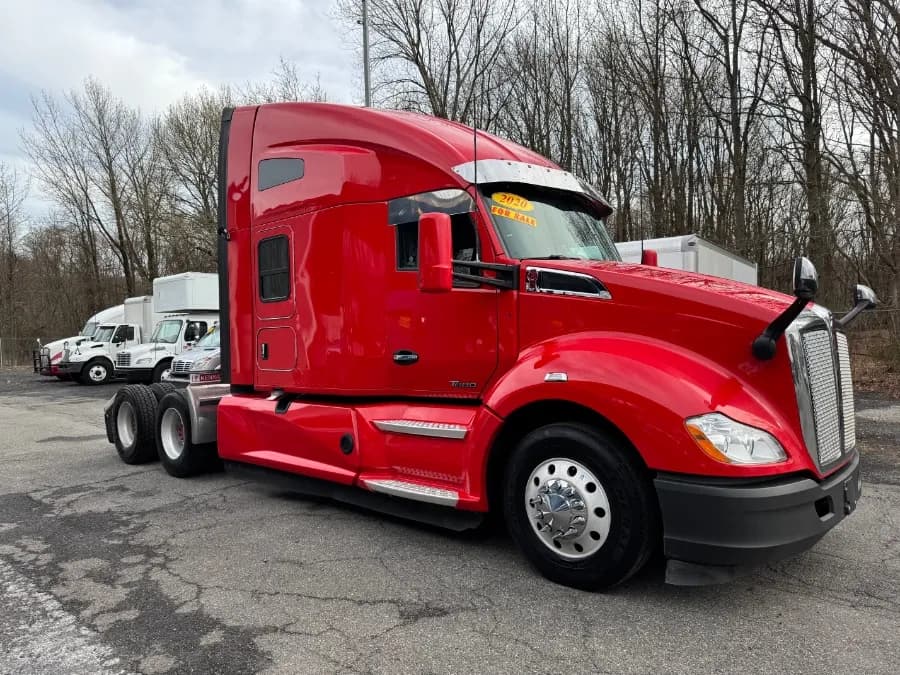 2020 Kenworth T680 Conventional - Sleeper