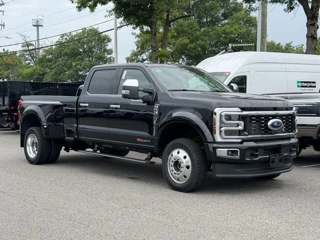 2026 Ford F-450 Crew Cab - Pickup