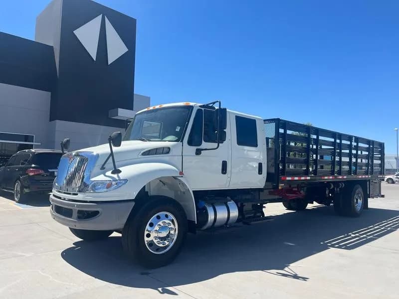 2019 International 4300 SBA - Pickup