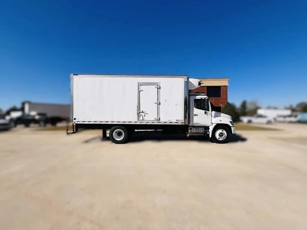 2018 Hino Trucks 268 - Refrigerated